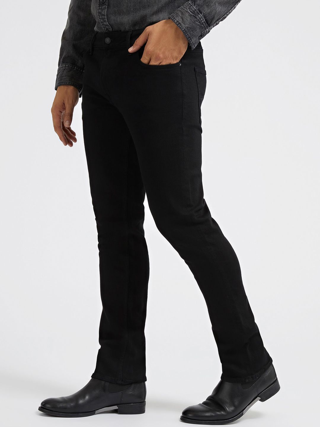 GUESS Men Cotton Mid-Rise Regular Fit Jeans-picture-14