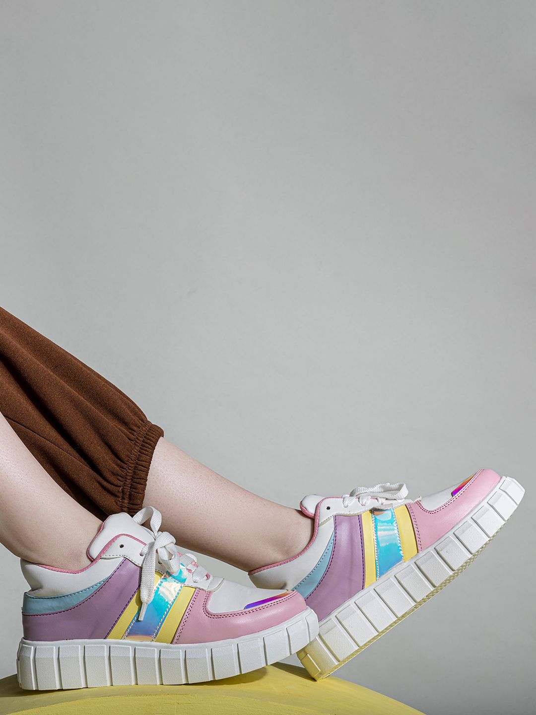 Shezone Women Colourblocked Heeled Lightweight Sneakers-picture-20