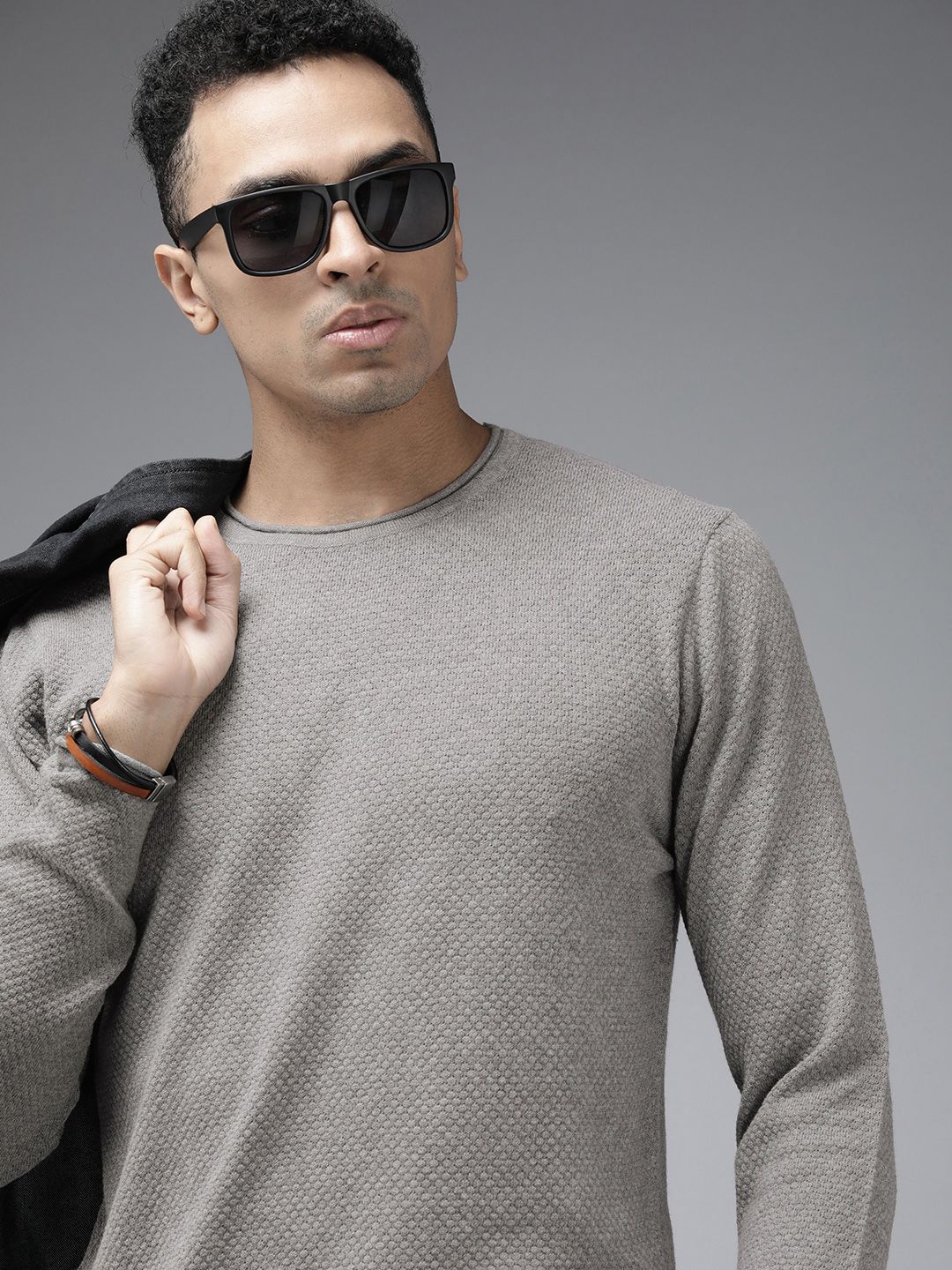 Roadster Solid Pullover-picture-54