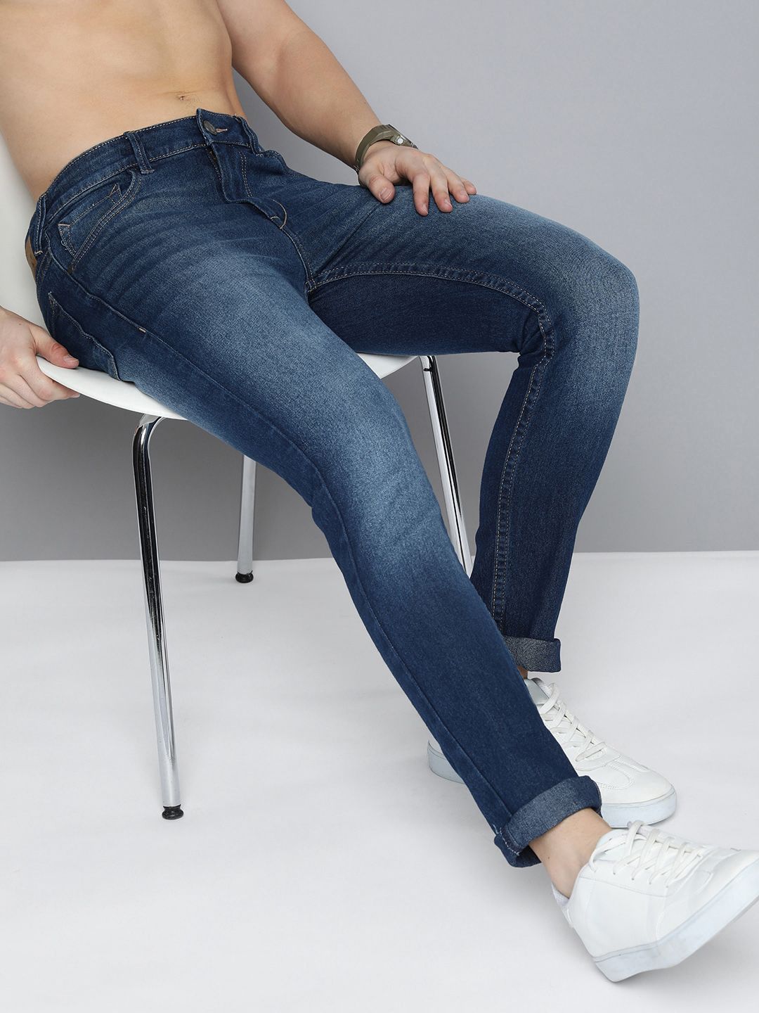 HERE&NOW Men Solid Skinny Fit Mid-Rise Heavy Fade Stretchable Jeans