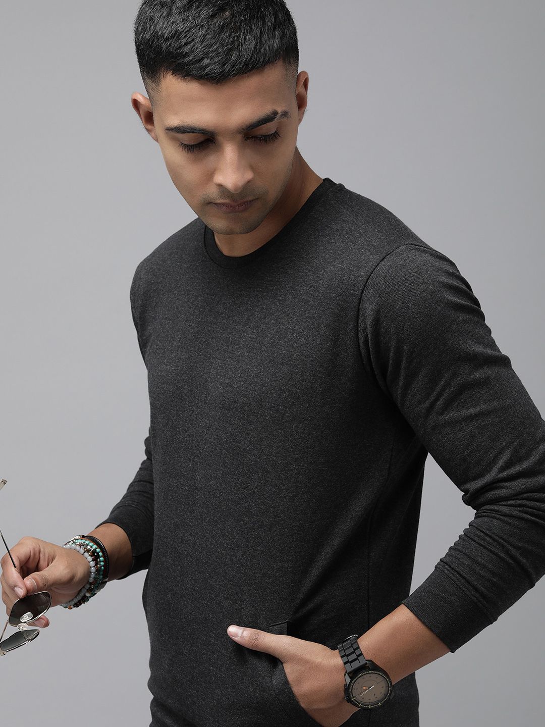 Roadster Men Solid Sweatshirt-picture-49