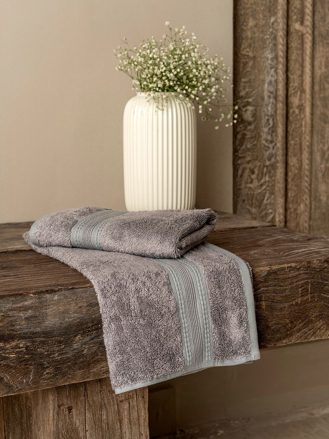 DDecor Live Beautiful Grey 650 GSM  Hand Towel-image-34