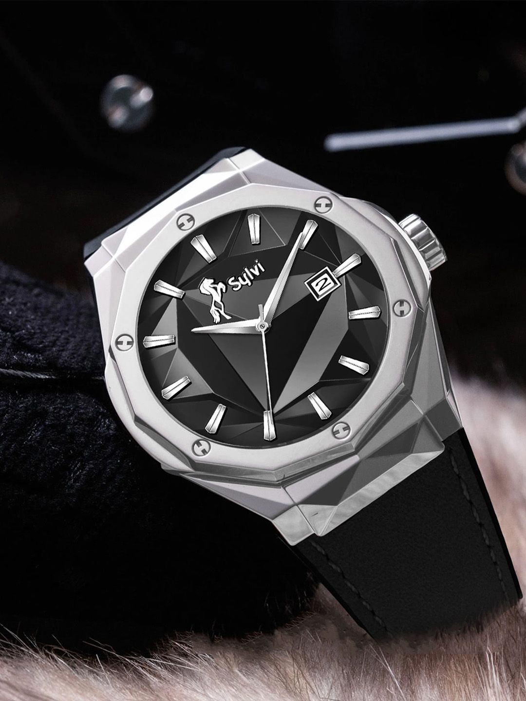 Sylvi Men Dial & Leather Bracelet Style Straps Analogue Watch SY-IM-HU-SILVER