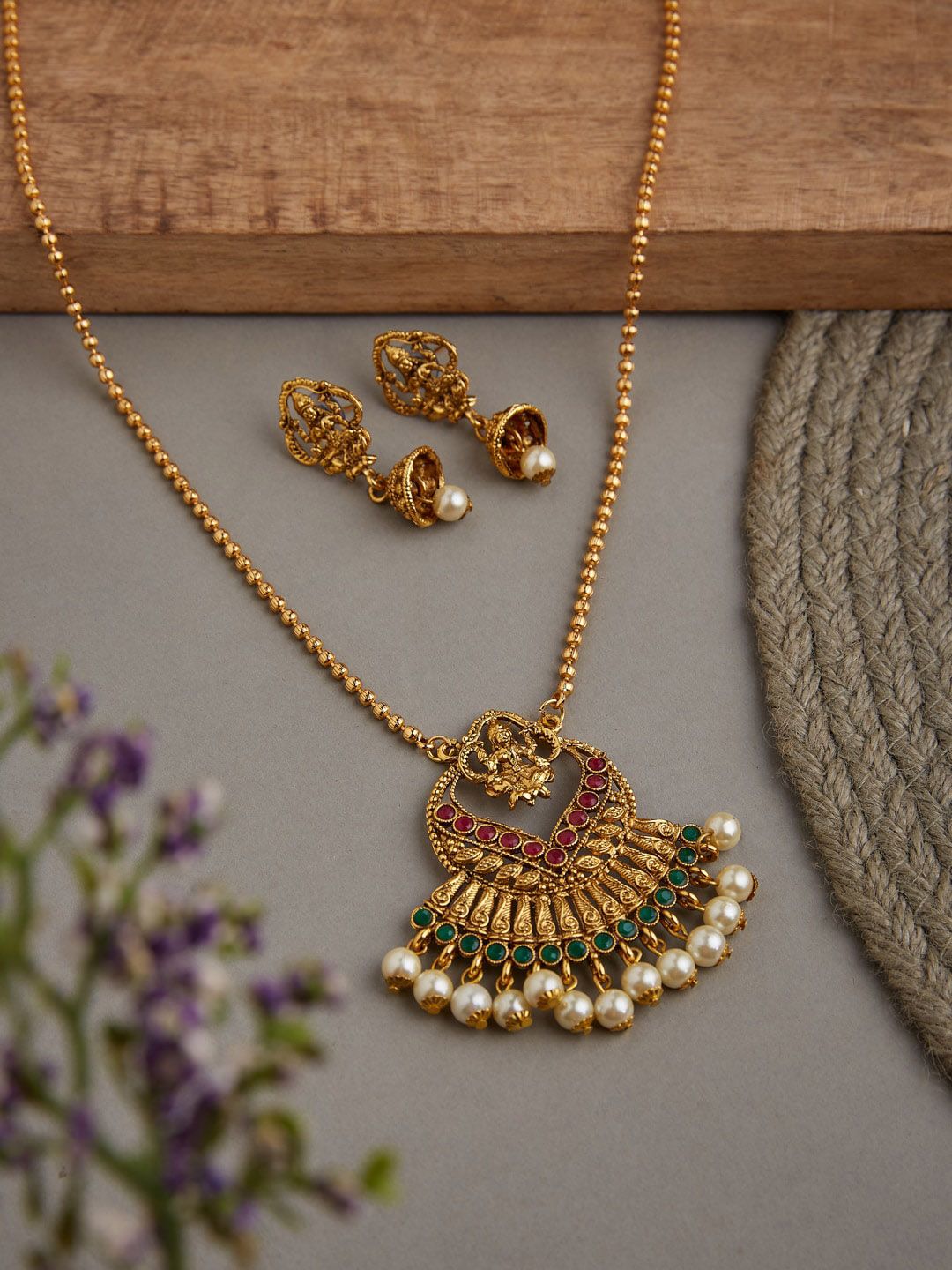 ATIBELLE Gold-Plated Stones Studded & Beaded Jewellery Set
