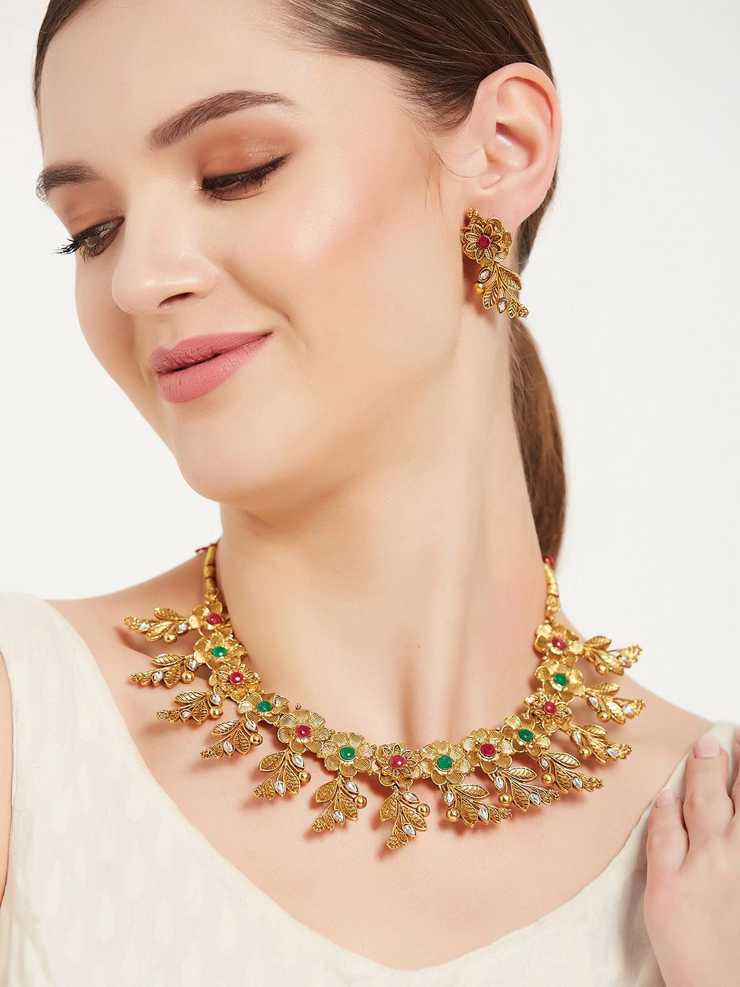 ATIBELLE Gold-Plated Stone-Studded & Beaded Floral Shaped Jewellery Set