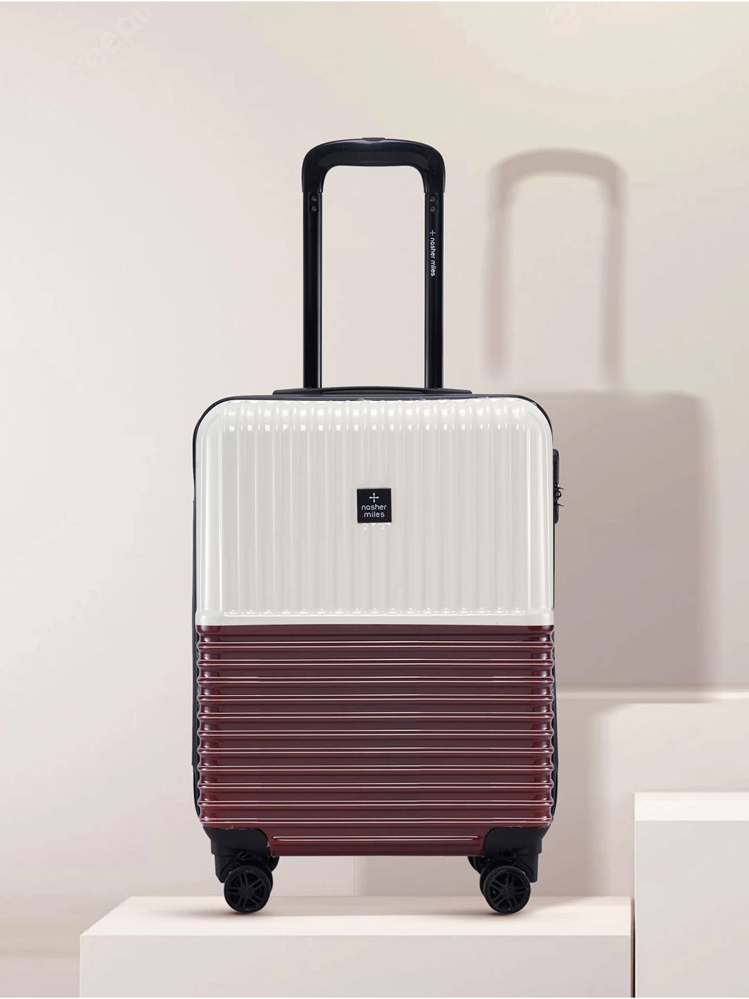 Nasher Miles Istanbul Colourblocked Hard-Sided Cabin Trolley Bag- 55 cm-picture-48