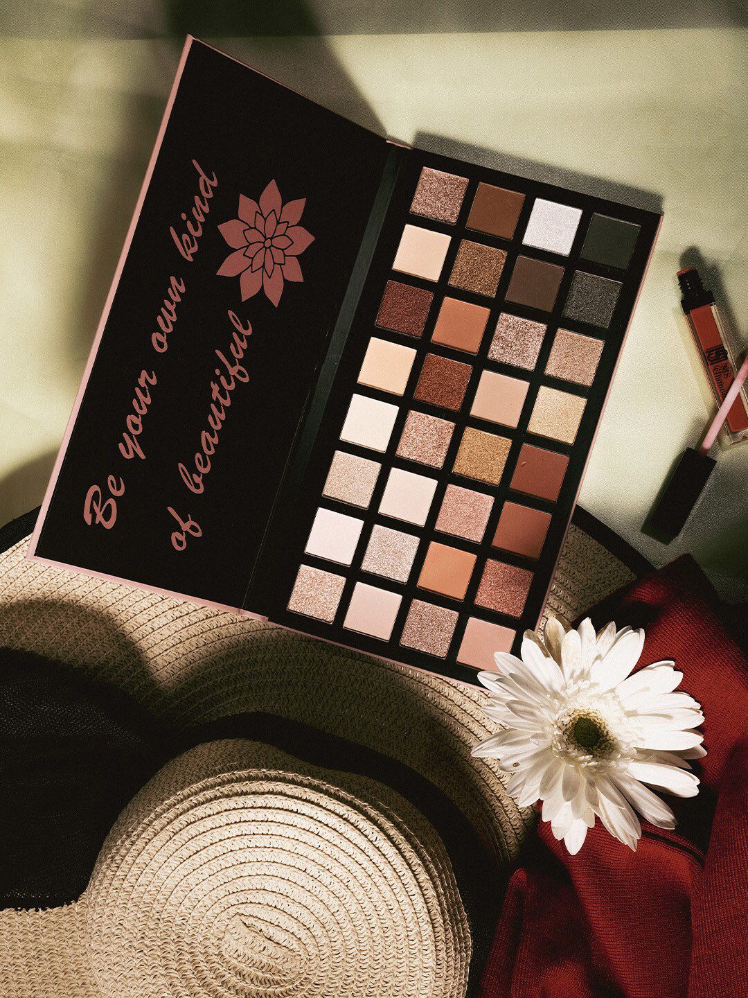 MS Glamour 32 Shades Matte Ultimate Eyeshadow Pallete 64 g - Bronze Goddess-image-15