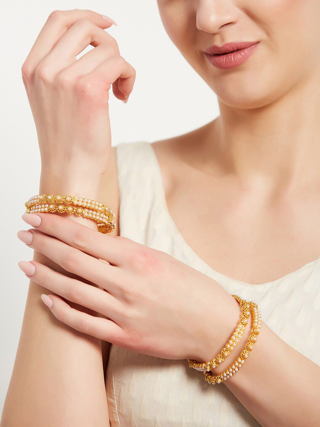 ATIBELLE Set Of 4 Gold-Plated Beaded Bangles