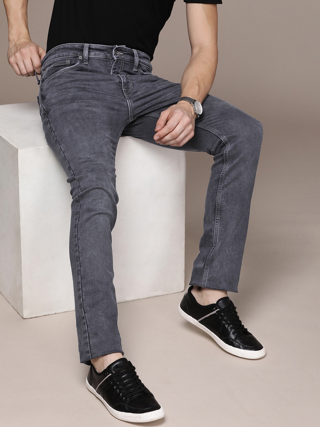 French Connection Men Slim Fit Light Fade Stretchable Mid Rise Jeans