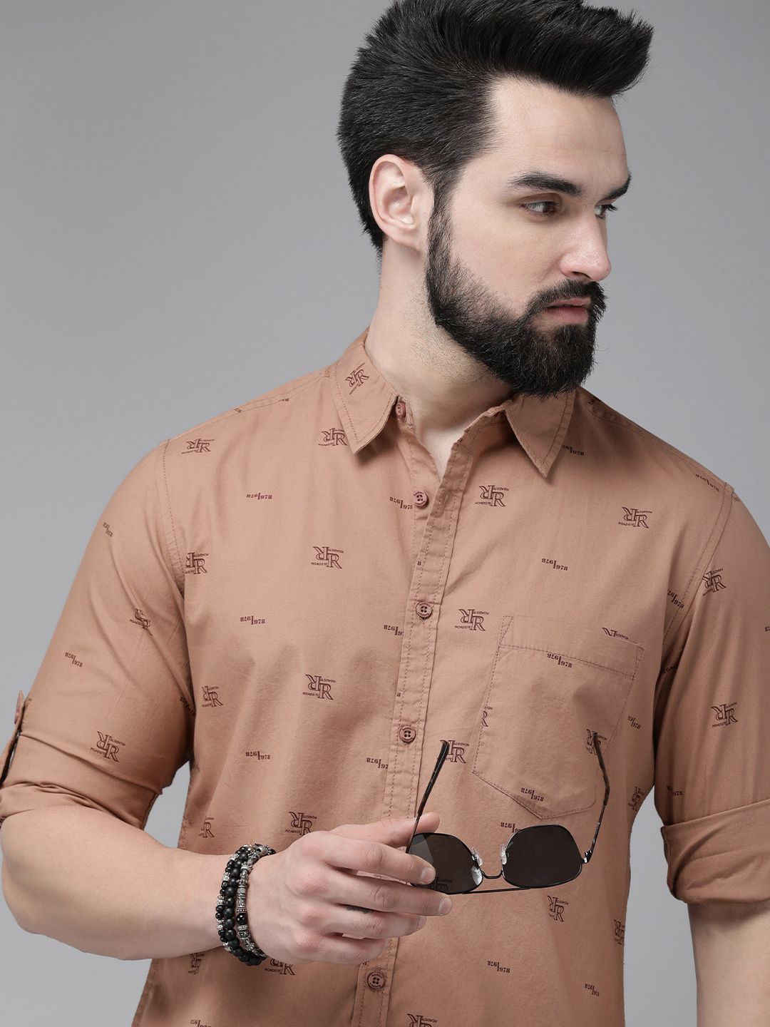 The Roadster Lifestyle Co. Men Pure Cotton Brand Logo Printed Casual Shirt
