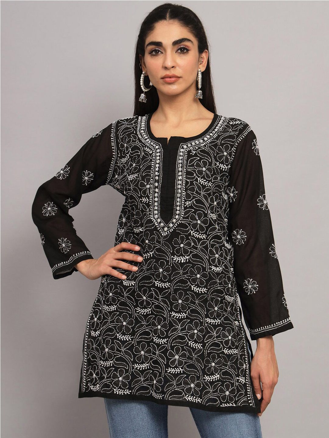 PARAMOUNT CHIKAN Ethnic Motifs Embroidered Chikankari Pure Cotton Kurti-picture-10