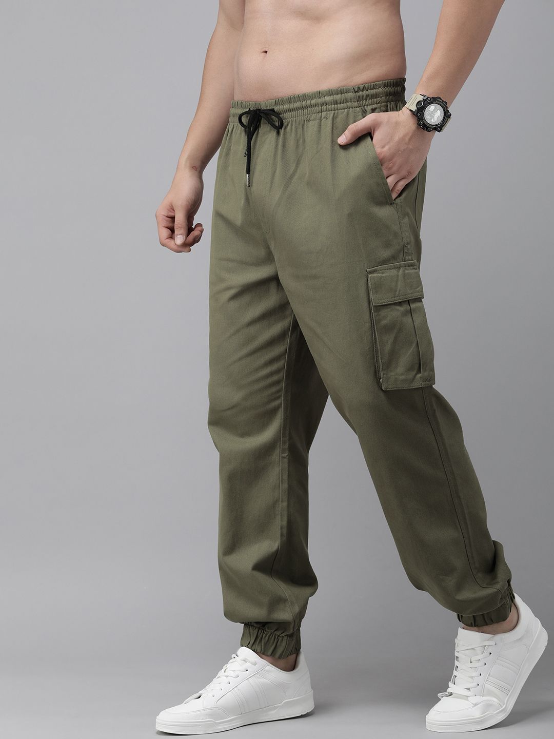The Roadster Life Co. Men Solid Mid-Rise Cargo Joggers-image-6