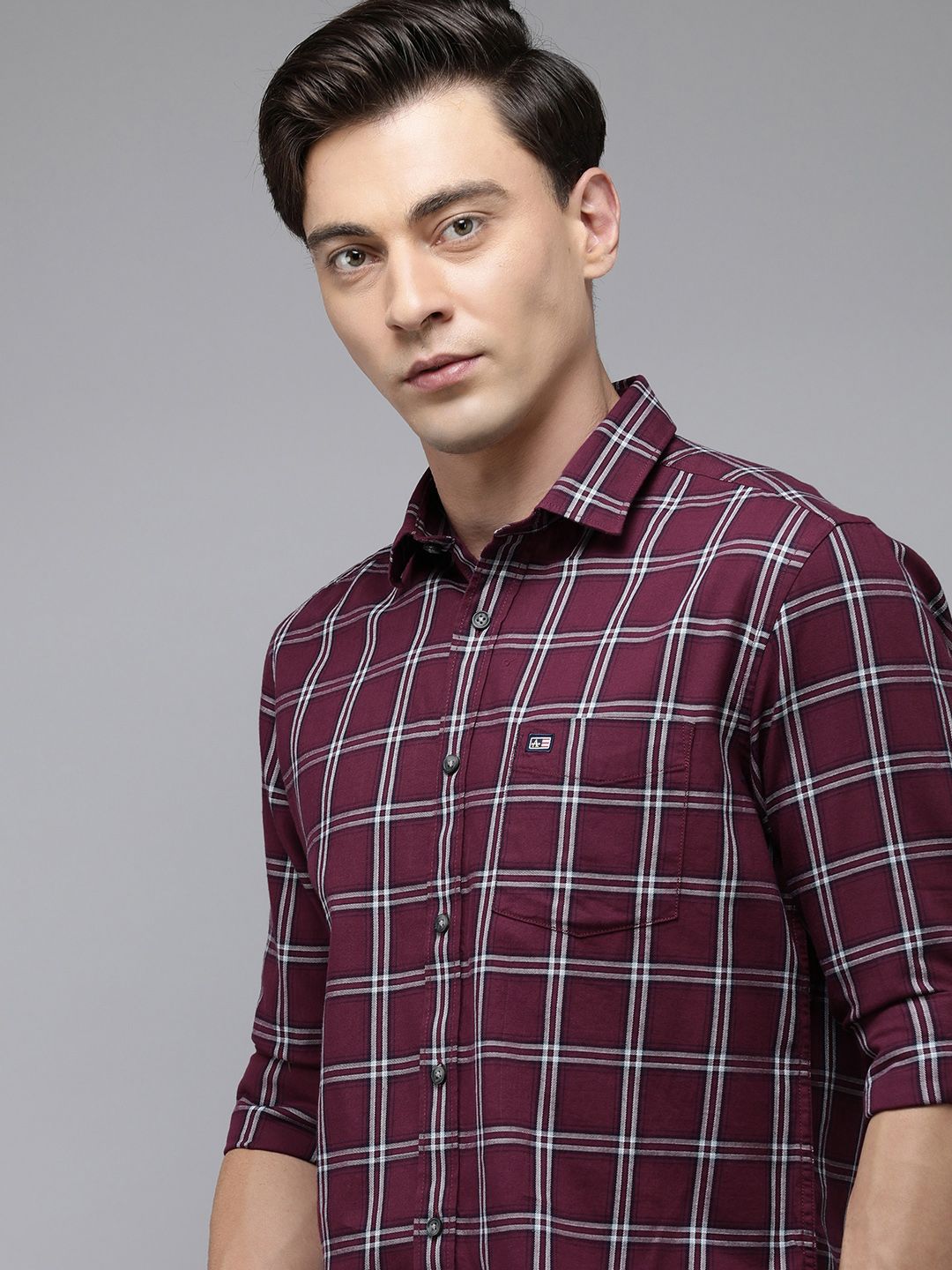 Arrow sports men's checkered hot sale slim fit casual shirt