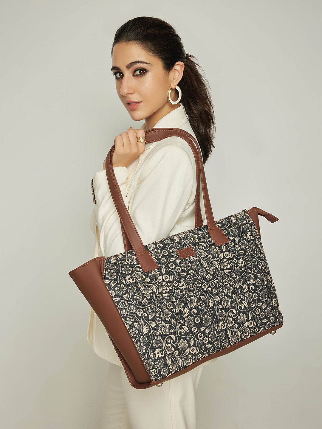ZOUK Floral Printed Jute Structured Tote Bag-picture-41