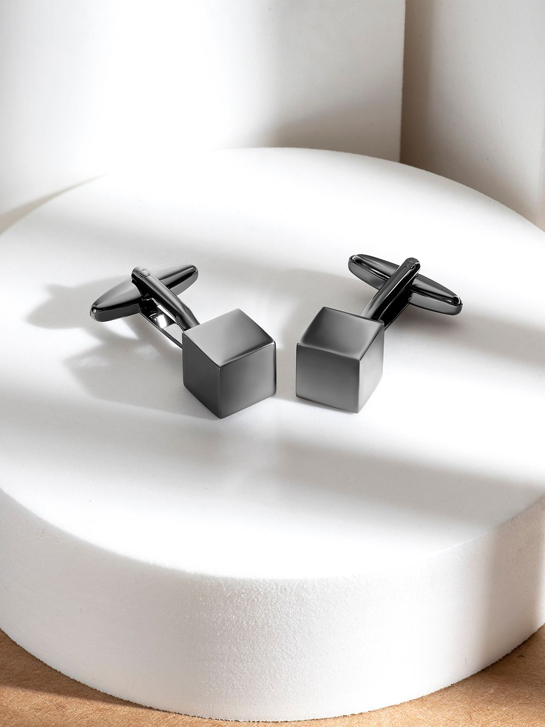 Peora Silver-Toned Cufflink-picture-23