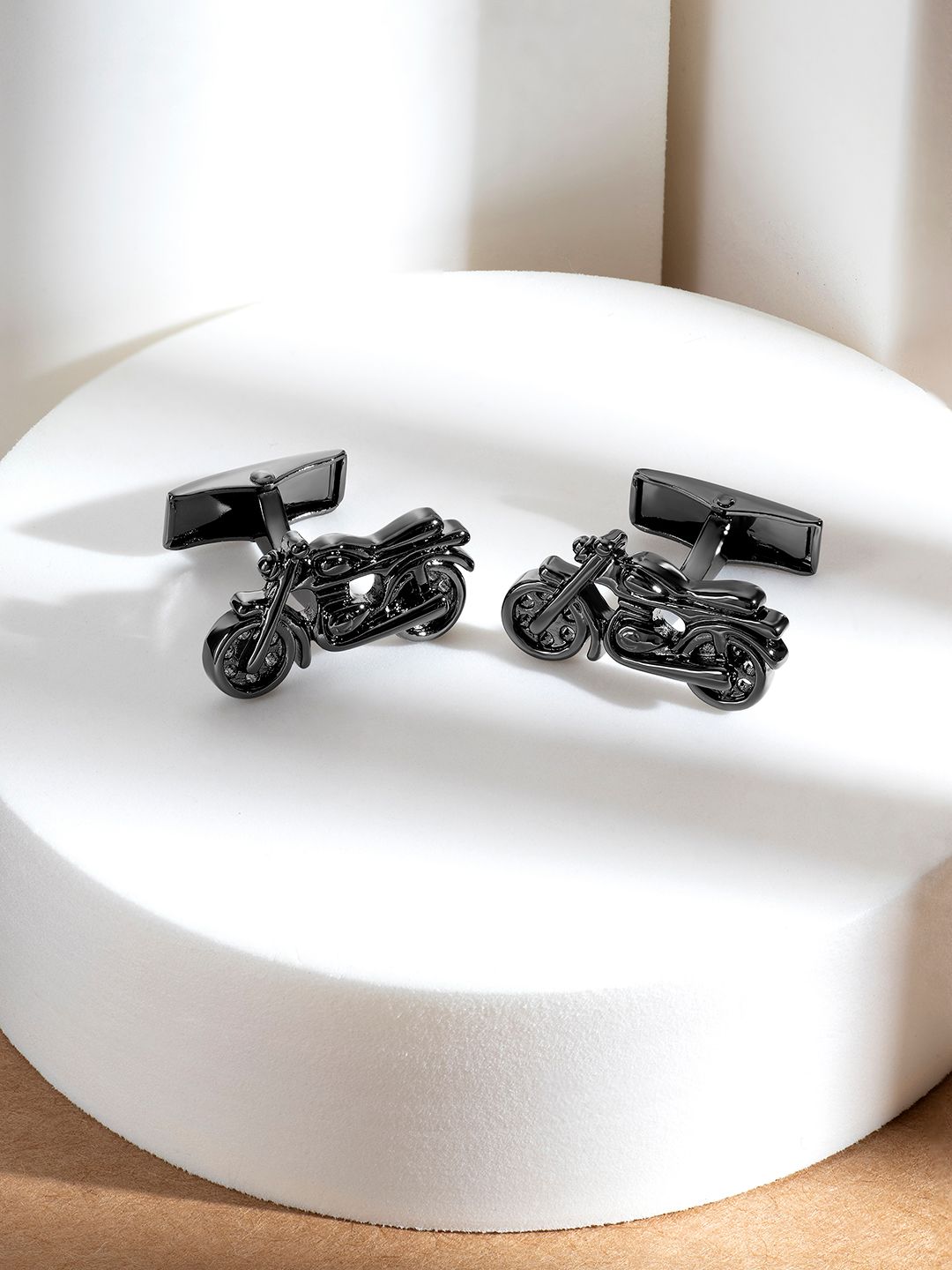 Peora Men Silver-Plated Textured Cufflinks-picture-21
