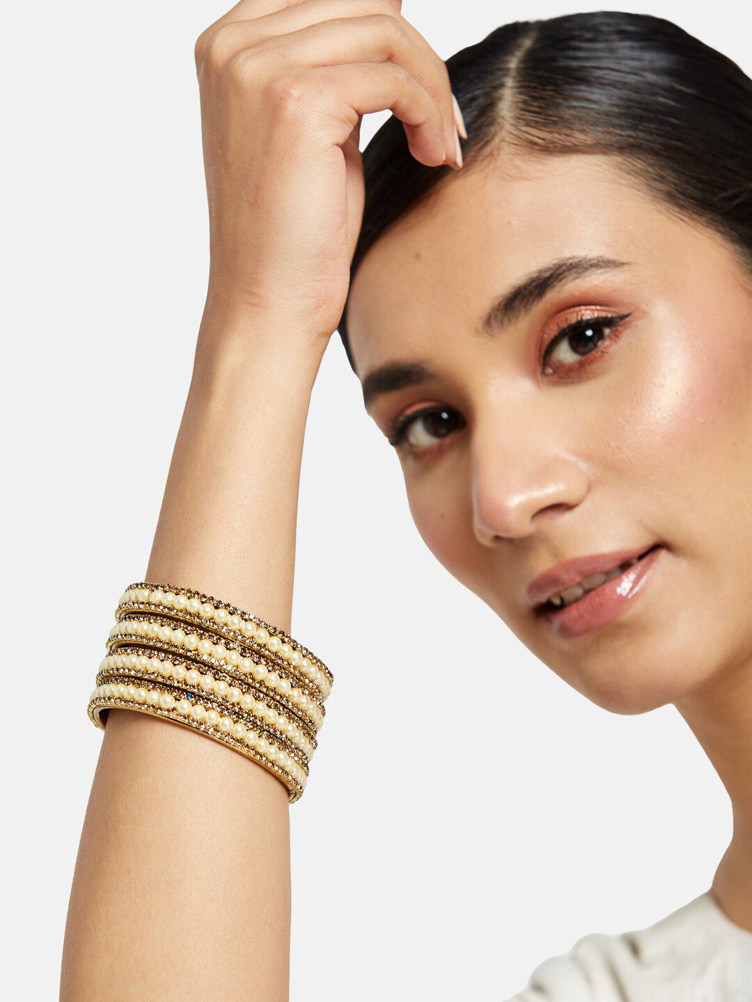 ATIBELLE Set Of 4 Gold-Plated Stone-Studded & Beaded Bangles