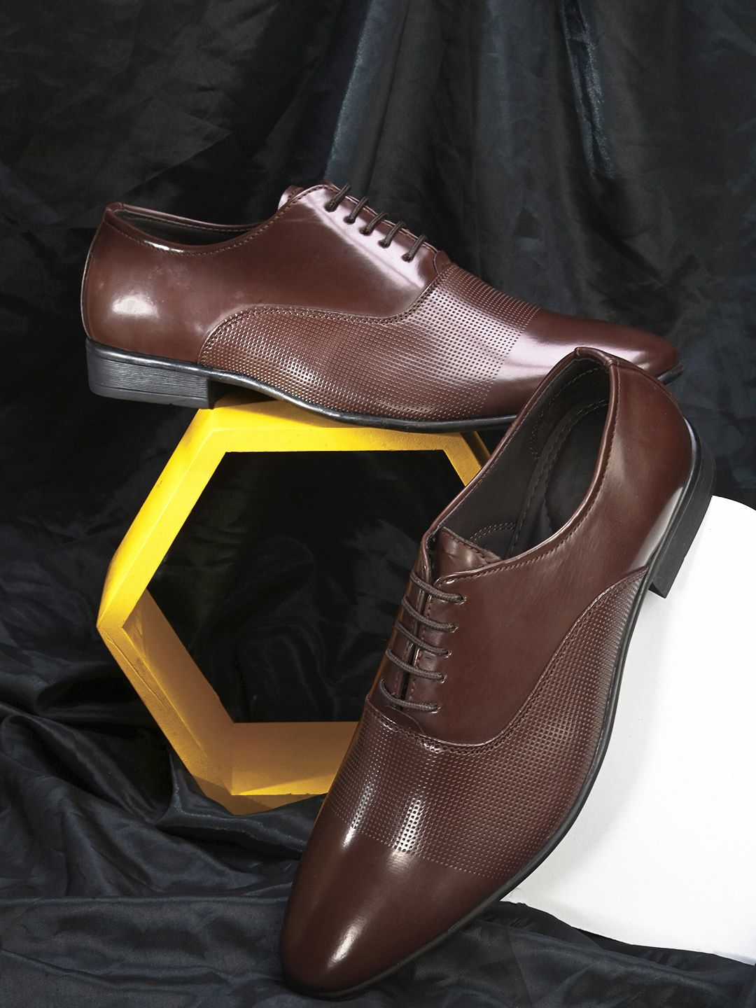 HERE&NOW Men Textured Comfort-Fit Formal Oxfords-picture-22