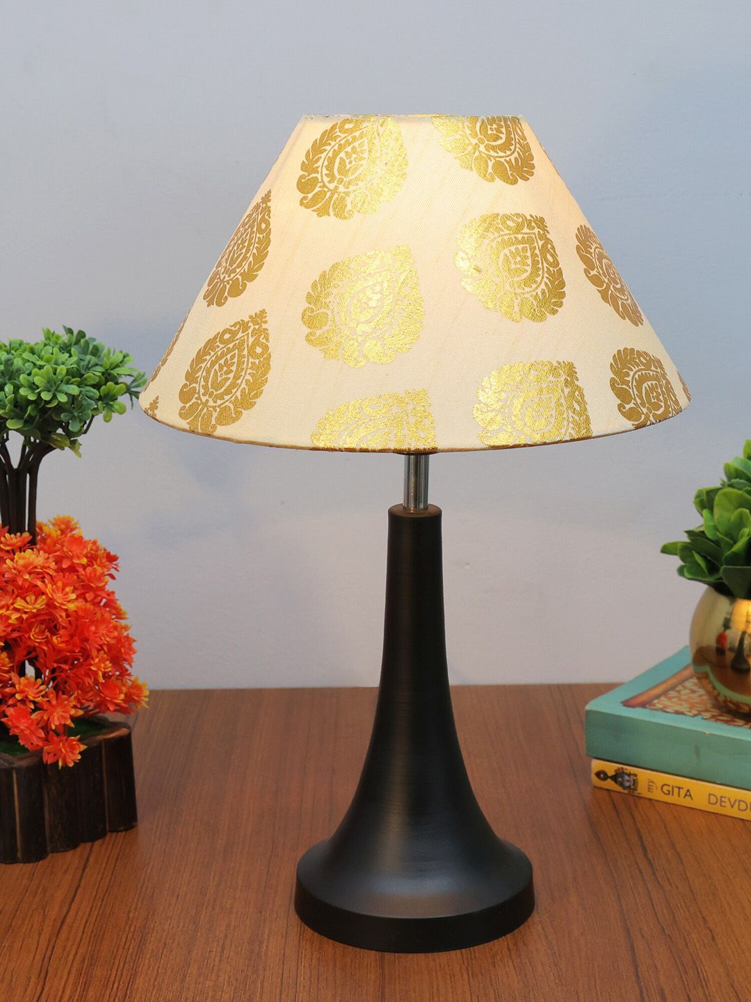 Homesake Gold-Colored & Black Printed Fabric Shade With Metal Base Table Lamp-picture-25