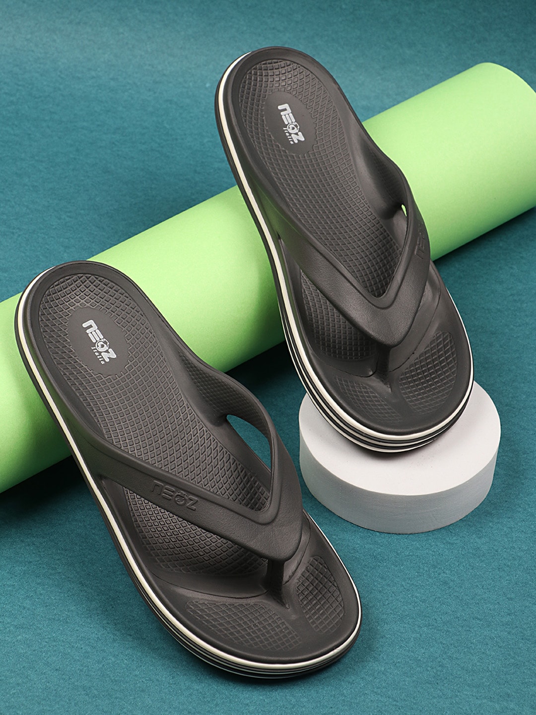 Buy Grey Flip Flop & Slippers for Women by NEOZ Online | Ajio.com-gemektower.com.vn