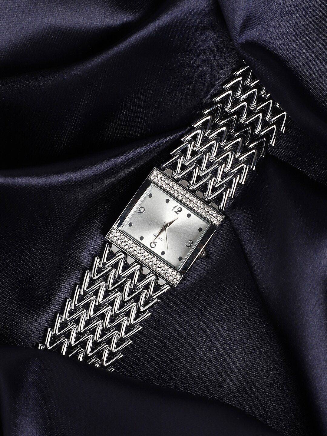 HAUTE SAUCE by Campus Sutra Women Bracelet Style Straps Watch SS23_HSWC1073-image-47