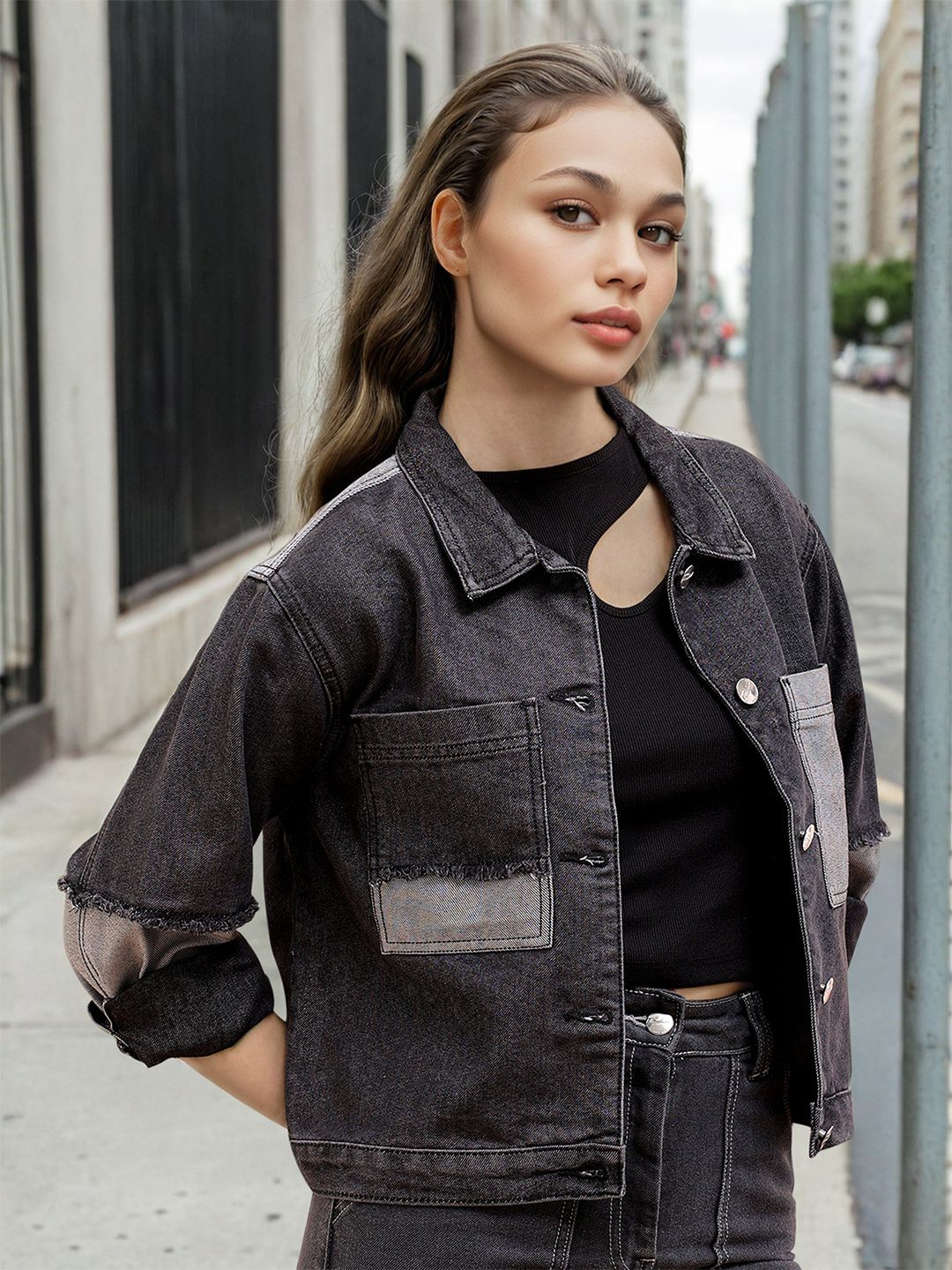 Freehand by The Indian Garage Co Washed Colourblocked Crop Denim Jacket with Patchwork