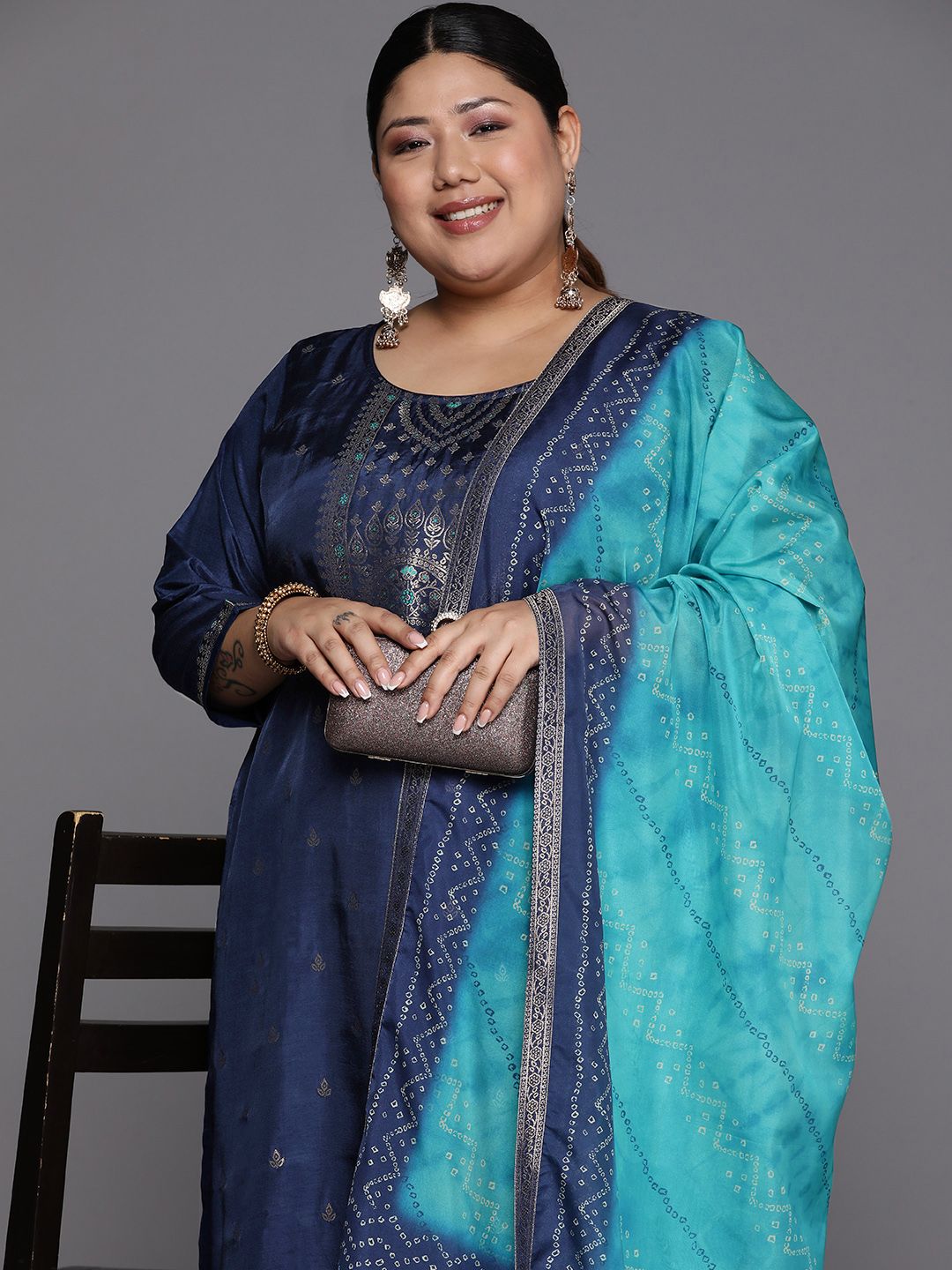 EXTRA LOVE BY LIBAS Women Blue Floral Regular Kurta with Trousers & With Dupatta-picture-11