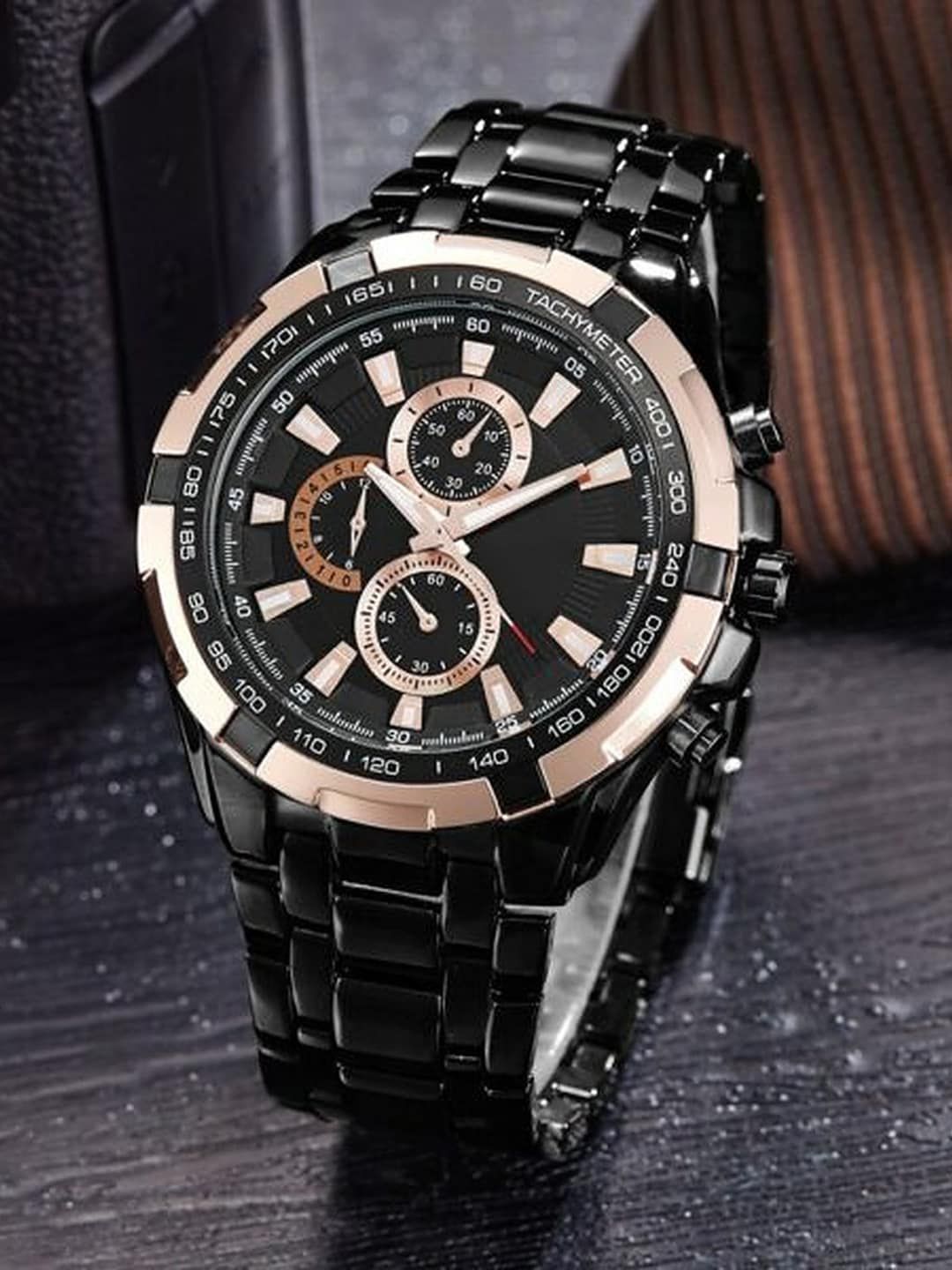 Shocknshop Men Dial & Stainless Steel Textured Straps Analogue Watch WCH60GoldBlack