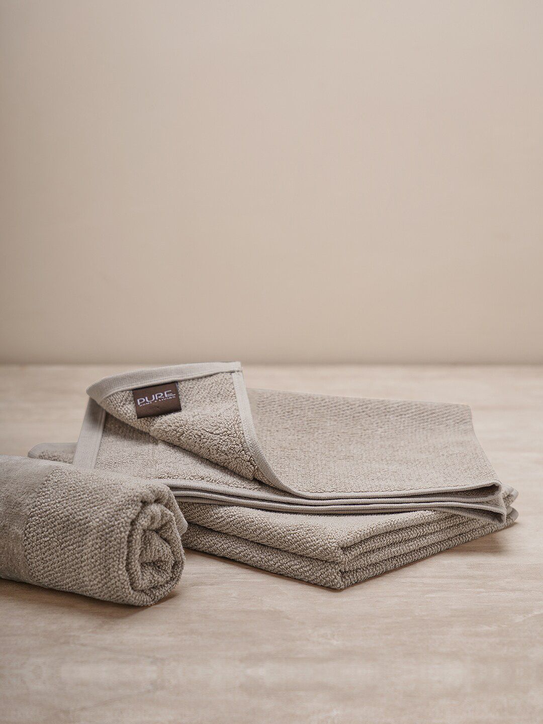 Pure Home and Living Beige 4 Pieces 550 GSM Cotton Hand Towels