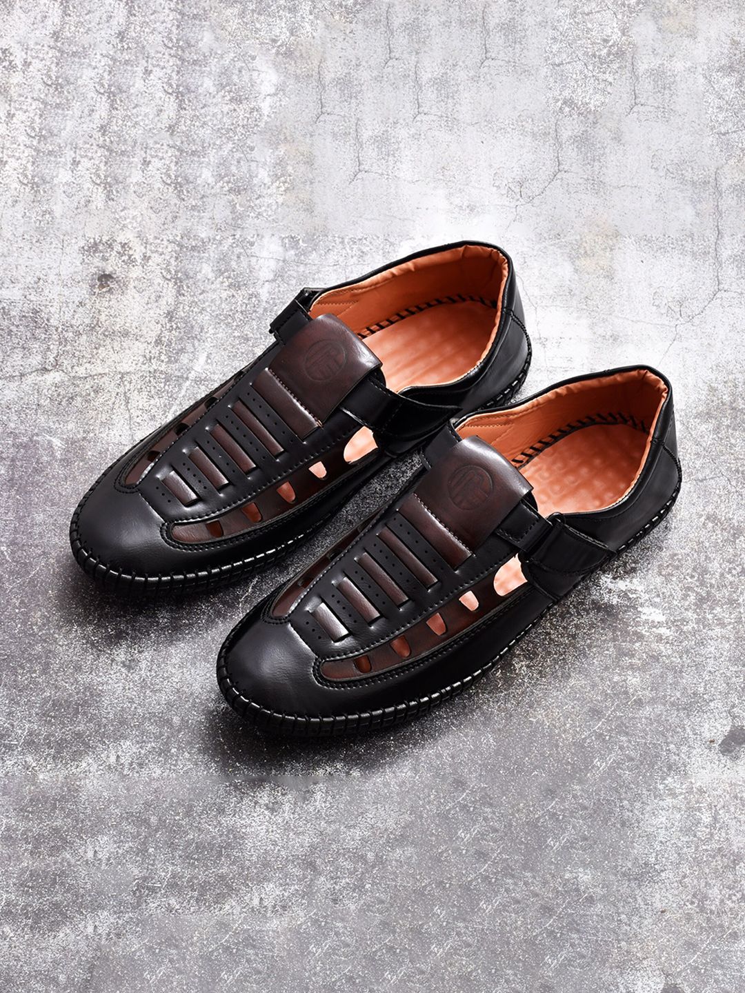 FOXYFOOT Men Textured Velcro Closure Fisherman Sandals With Laser Cuts-picture-20