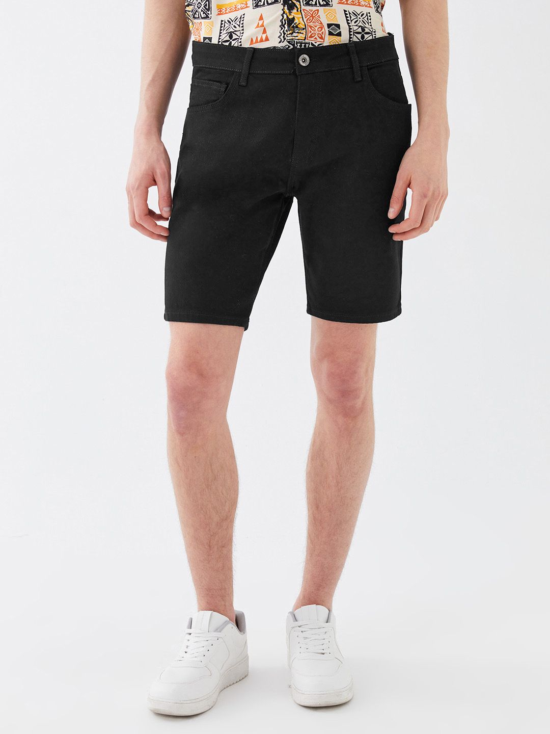 LC Waikiki Men Regular Fit Denim Shorts-picture-26