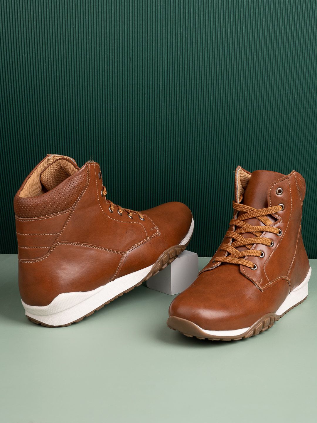 HERE&NOW Men Tan Brown & White Mid Top Comfort Insole Lightweight Contrast Sole Sneakers-picture-18