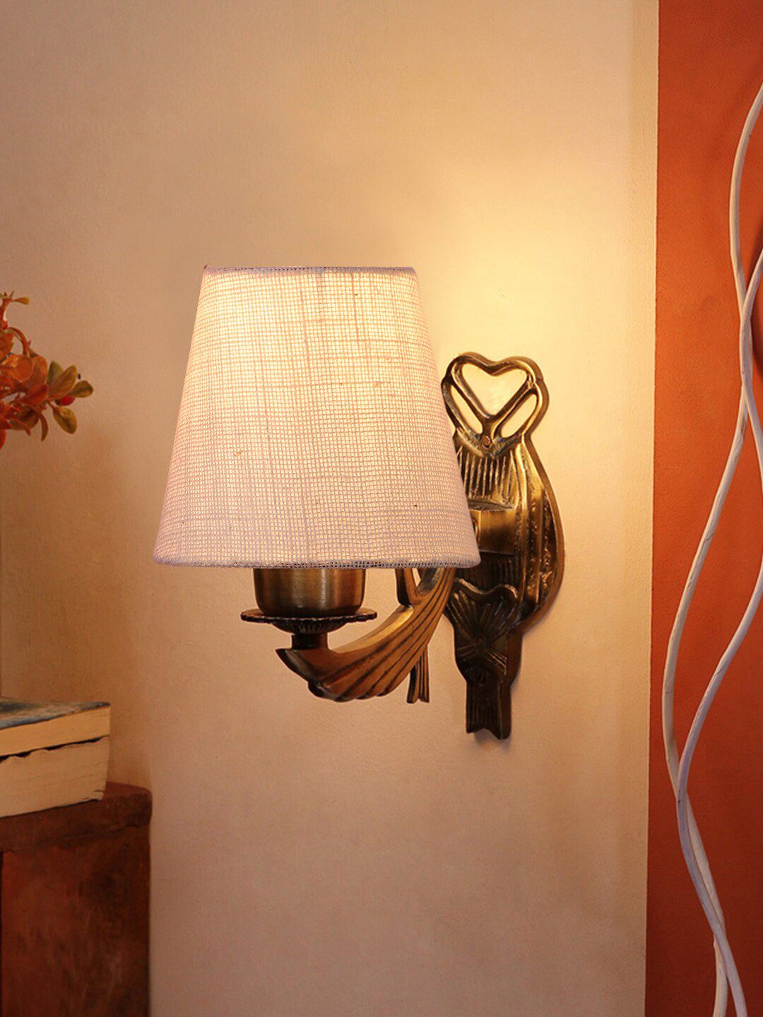 Devansh White Antique Wall Lamp With Jute Conical Shade-picture-10