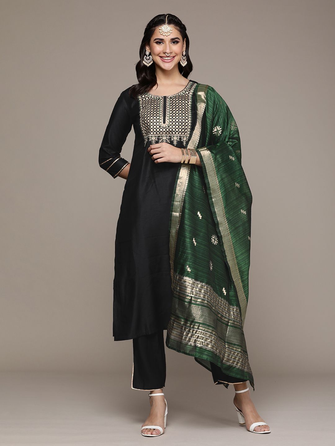 Women Liva Black Embroidered Kurta Comfort Pant Dupatta main image 1