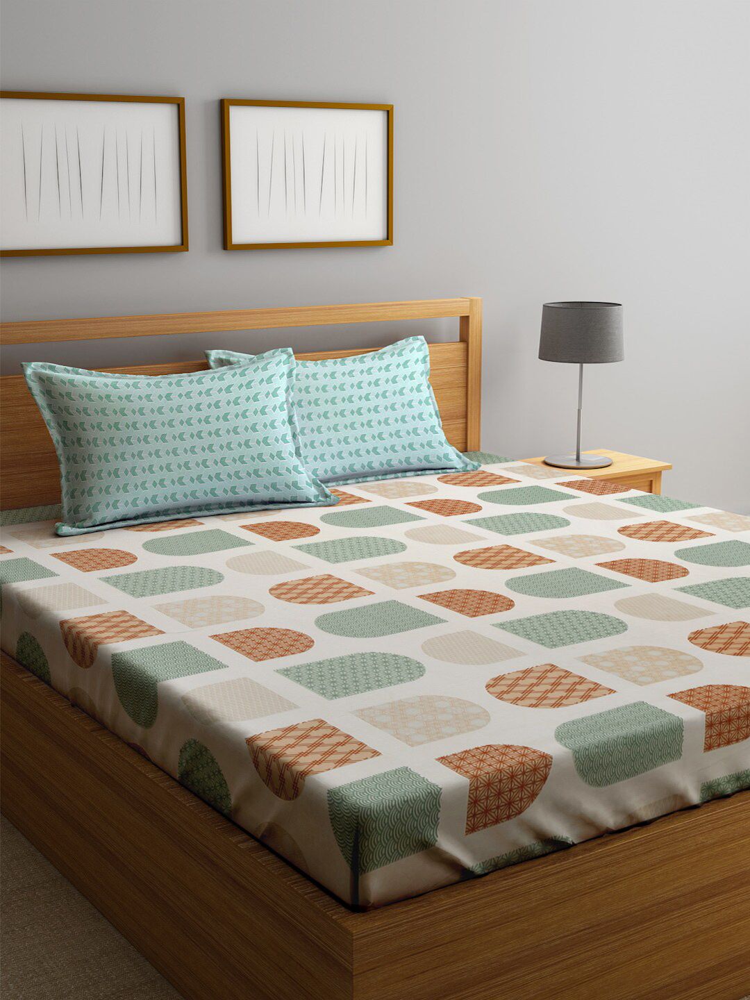 KLOTTHE Green & Brown Printed 300TC Fitted Double King Bedsheet With 2 Pillow Covers-image-32