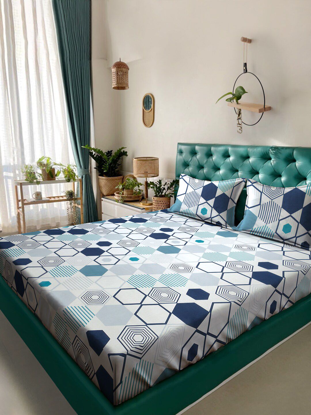 KLOTTHE White & Blue Geometric Printed 300 TC Fitted King Bedsheet With 2 Pillow Covers-picture-32