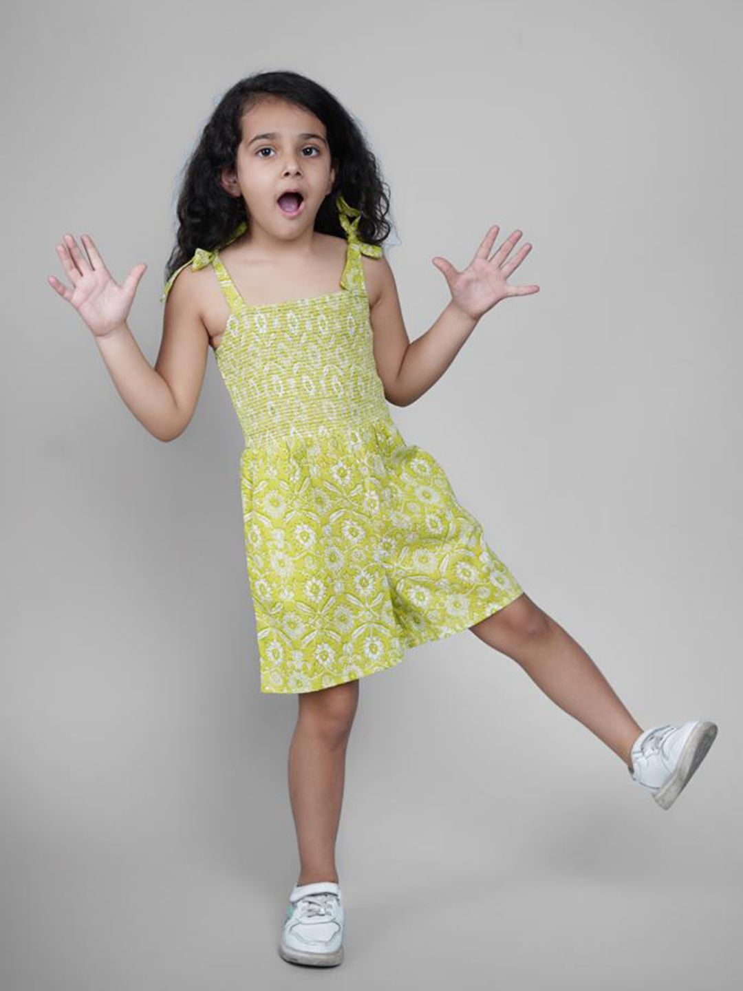 Biglilpeople Girls Floral Printed Smocked Cotton Playsuit-image-23