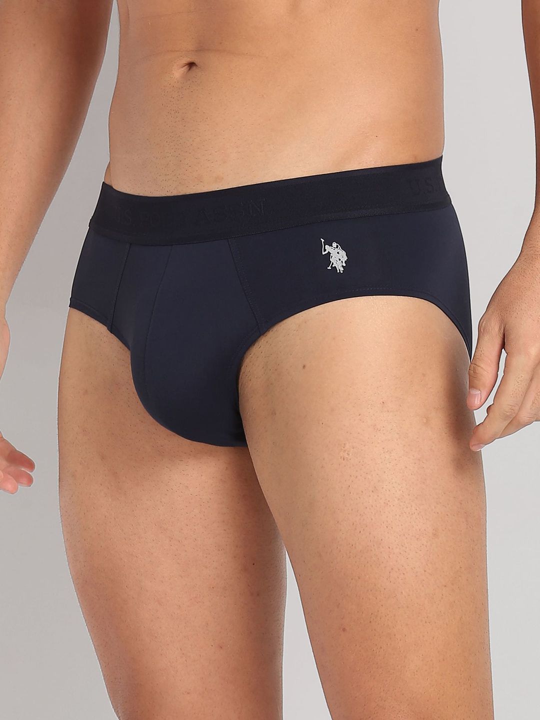 Buy U.S. POLO ASSN. Men Black I006 Mid-waist Solid Cotton Briefs