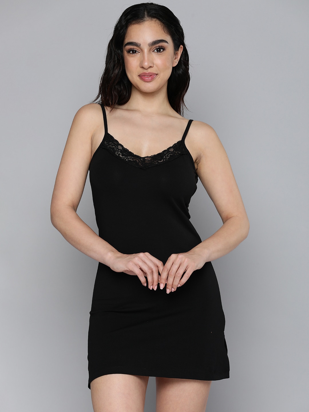HERE&NOW Women Solid Lacy Longline Camisole