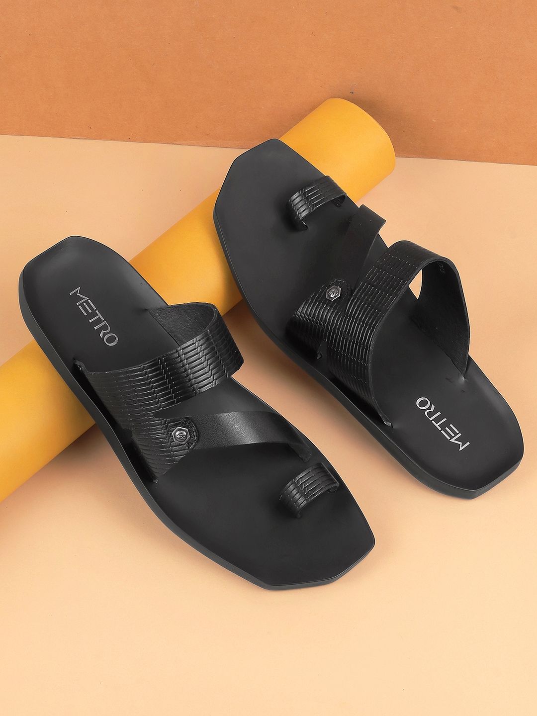 Metro Men Textured Leather Slip-On Sneakers-picture-26