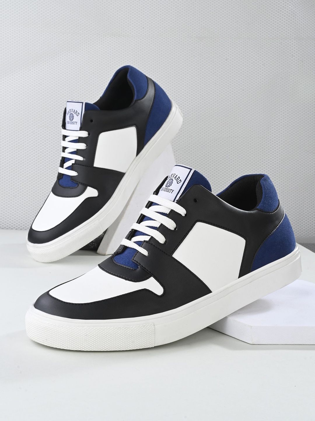 Harvard Men White & Black Colourblocked Lightweight Comfort Insole Contrast Sole Sneakers-picture-22