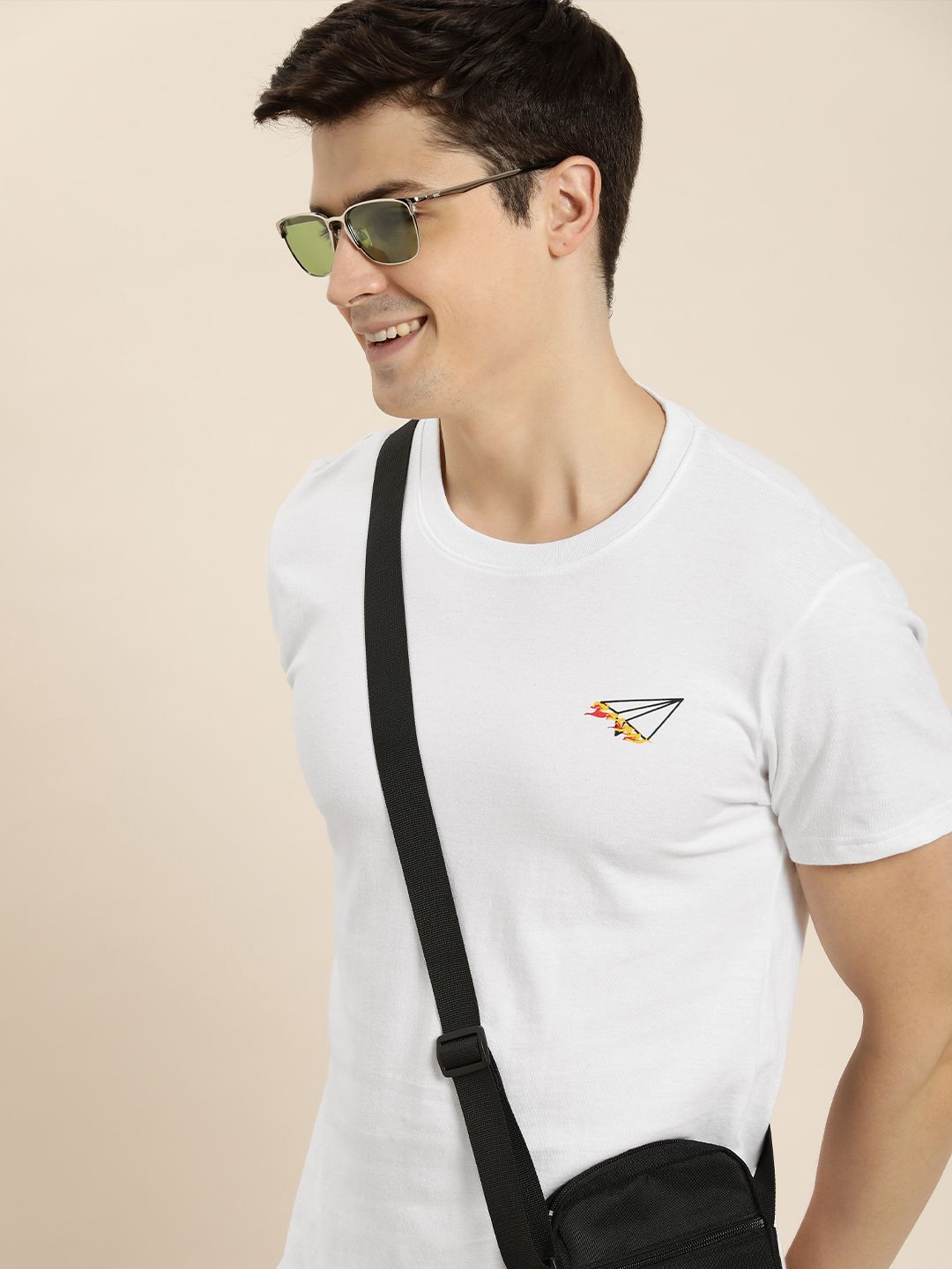HERE&NOW Men Solid Round Neck Pure Cotton T-shirt