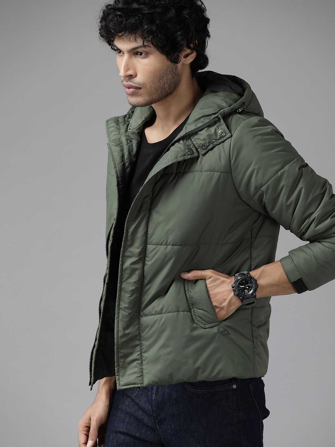 The Roadster Lifestyle Co. Regular Fit Hooded Padded Jacket