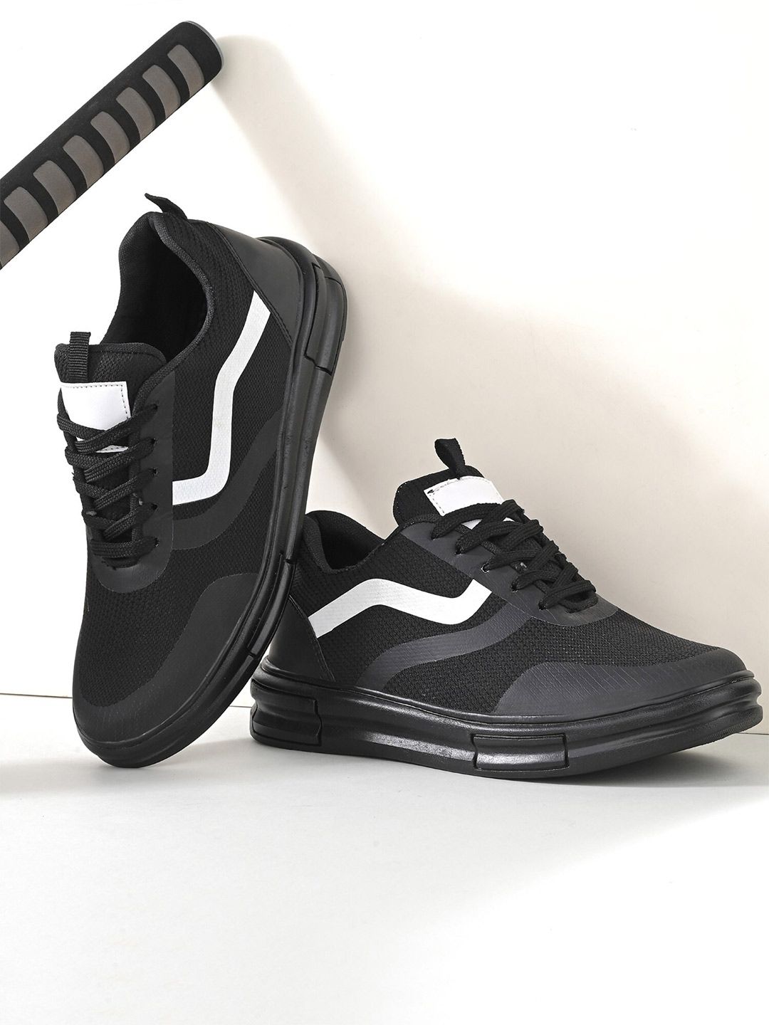Mast & Harbour Men Black & White Air Max Mesh Marking Running Shoes-image-39