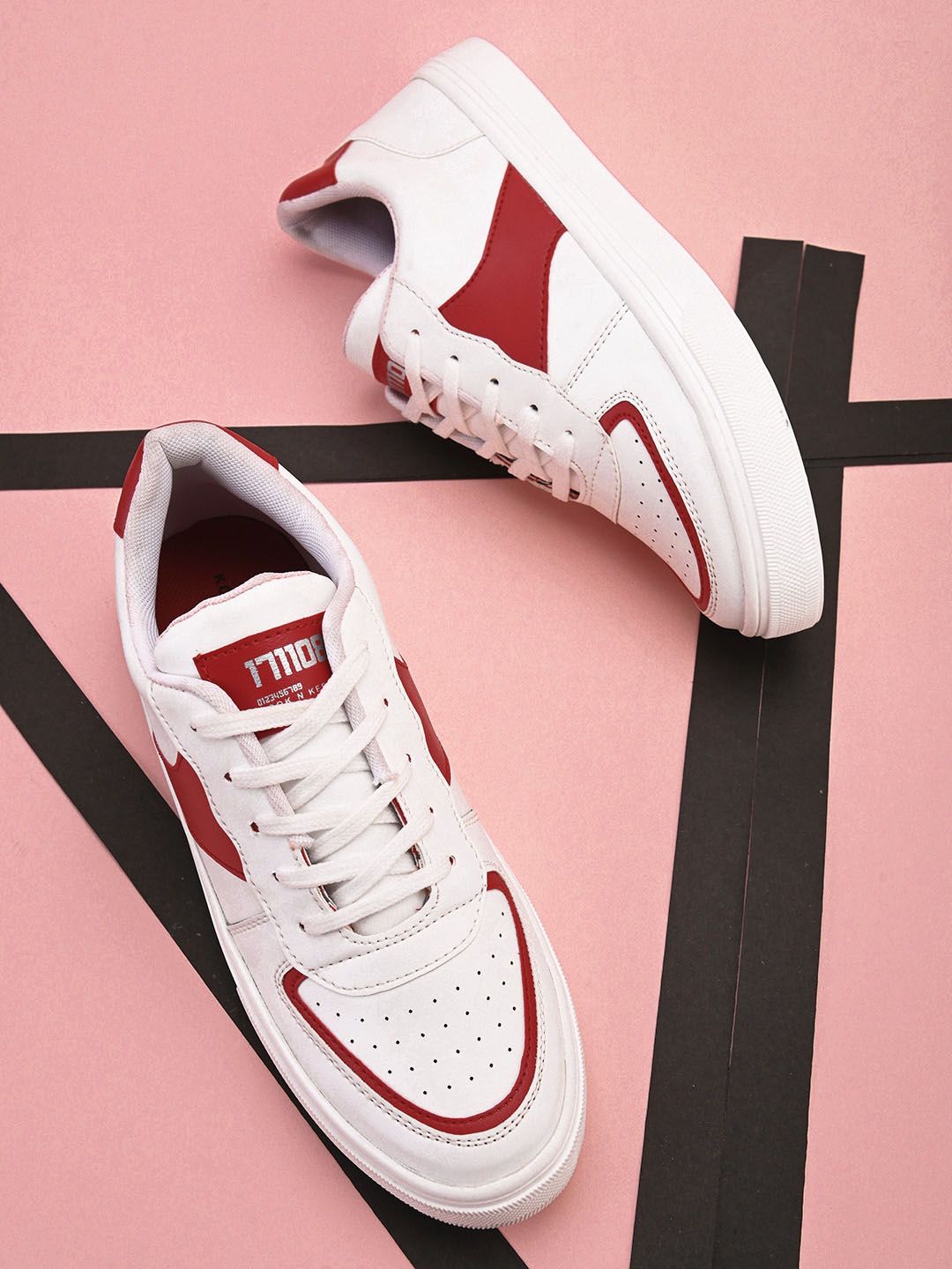 Kook N Keech Men White And Red Colourblocked Perforated Sneakers