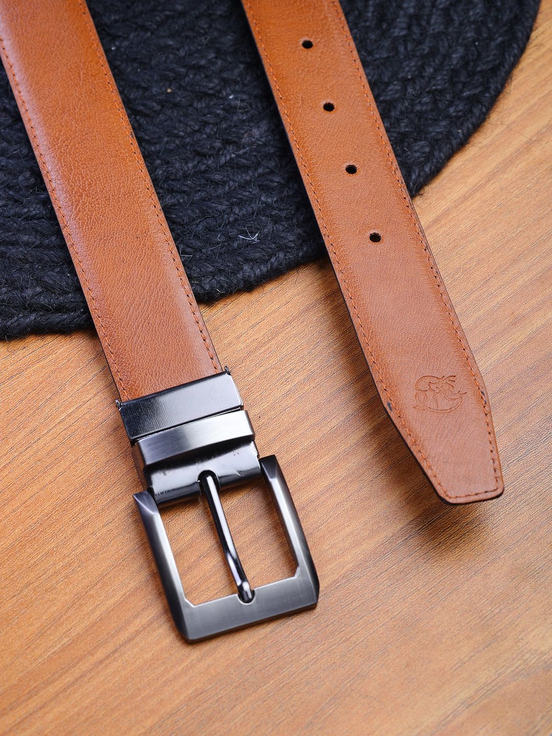 ZEVORA Men Textured Leather Reversible Belt