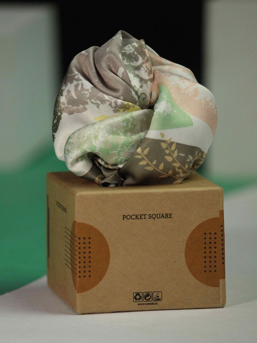 Tossido Men Floral Printed Pocket Square-picture-27