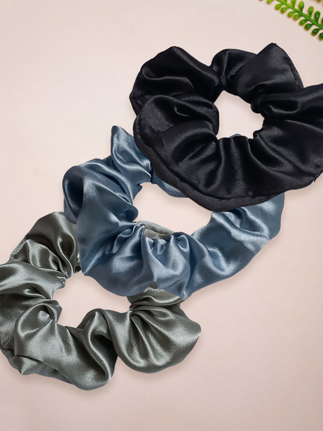 OOMPH Women Set of 3 Ponytail Holders-picture-35