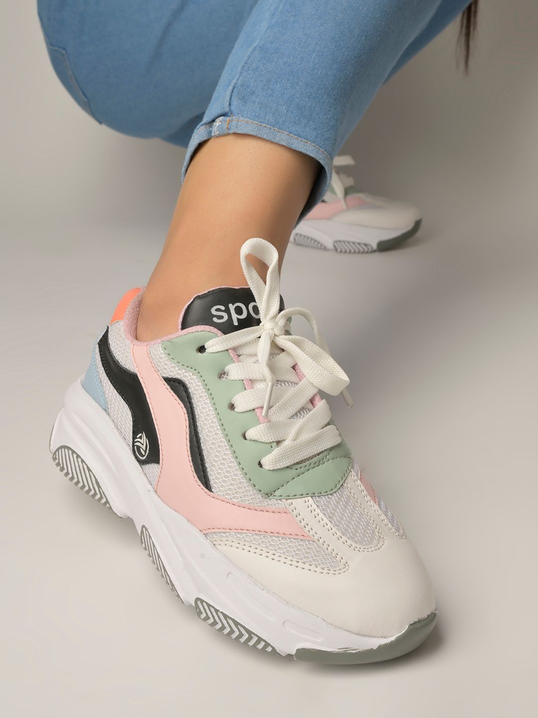 Shoetopia Girls Colourblocked Lightweight Lace-Up Sneakers-picture-37