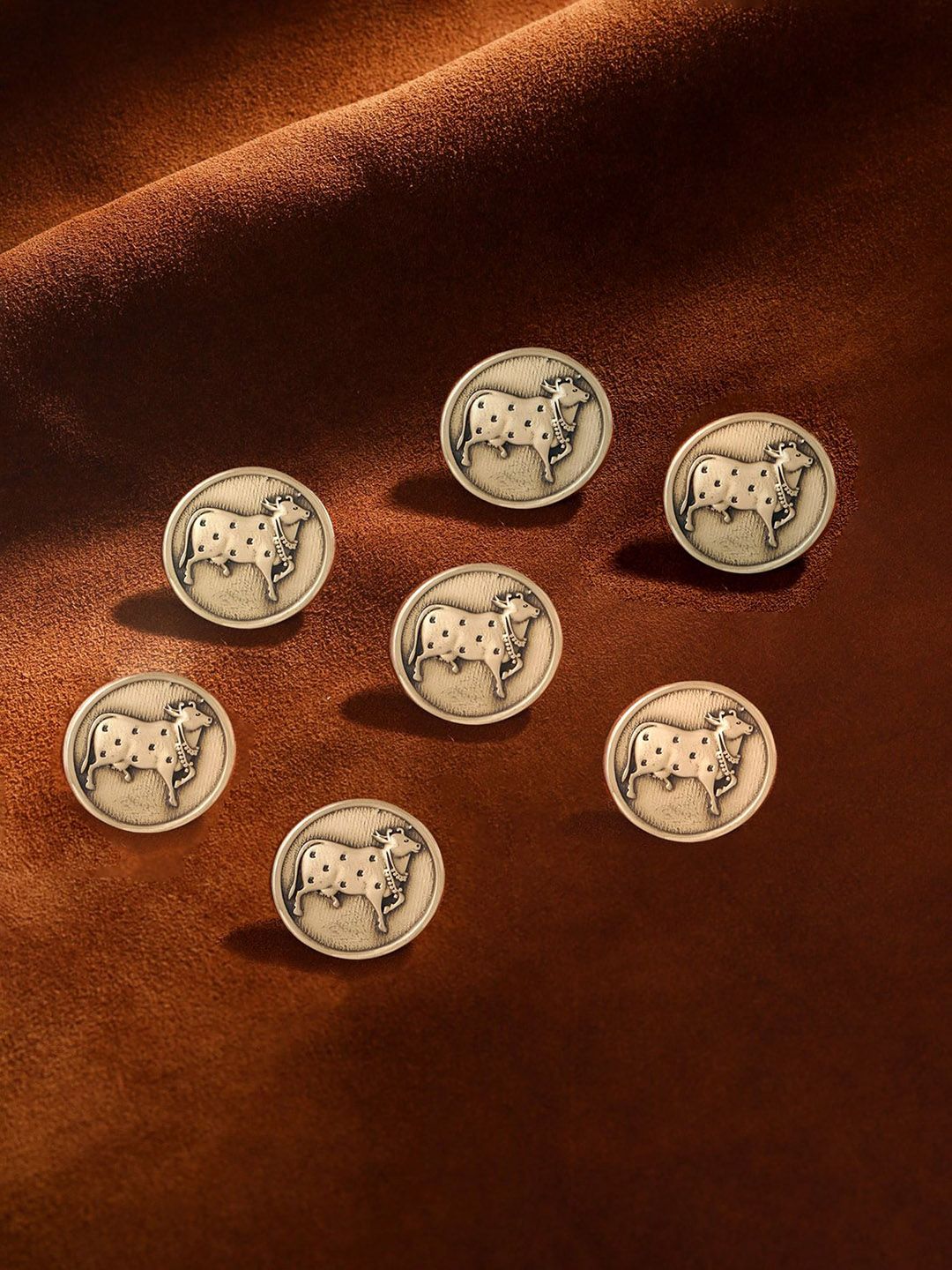 COSA NOSTRAA Set Of 7 Circular Daring Deer Textured Buttons-picture-27